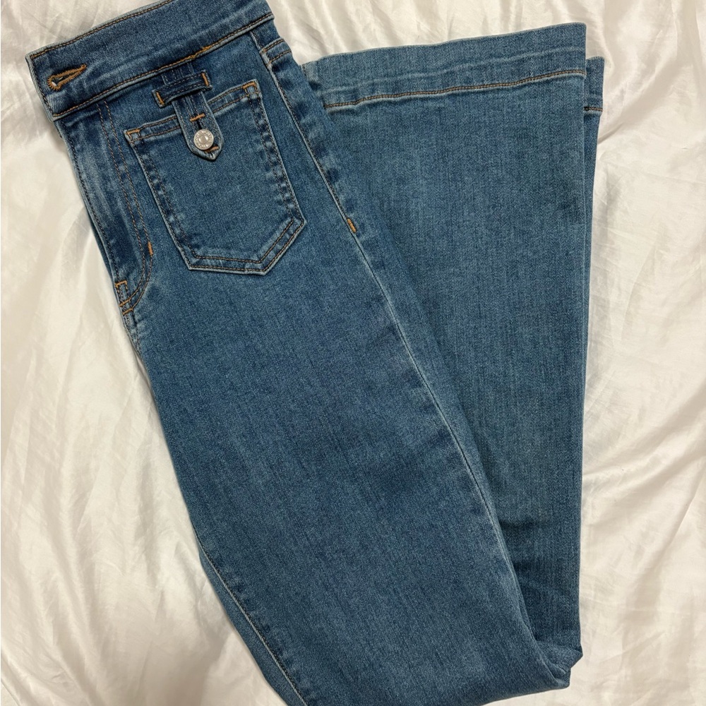 Veronica Beard Slightly Flared Jeans. NWOT. Never worn - Picture 10 of 10